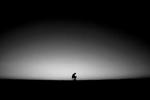 Image symbolizing bittersweet memories, reflecting how joyful times together are worth the pain of loneliness. Ideal for themes of love, loss, and the value of treasured memories despite heartache.
